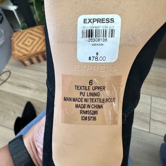 Express Womens Black Suede Ankle Booties Size 6 - Picture 5 of 9